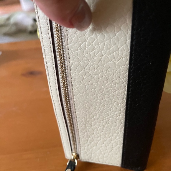 Kate Spade Wallet Black and Cream - Picture 5 of 6